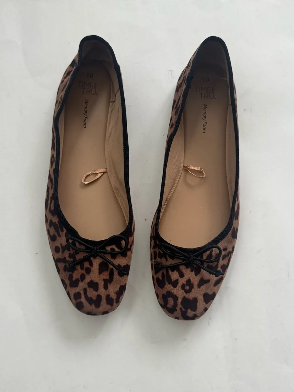 Time and Tru Leopard Print Ballet Flats Shoes 10 Memory Foam Slip On Bow Basics